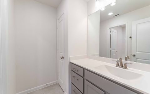 New construction Single-Family house 1905 Blossom Trl, Mesquite, TX 75181 plan Norman - image 8