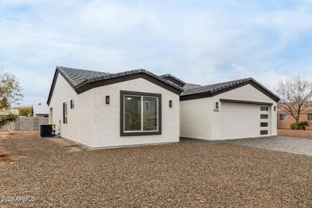 New construction Single-Family house 10525 W Buena Vista Dr, Arizona City, AZ 85123 - image