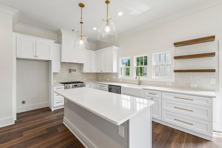 New construction Townhouse house 4810 Moonview Ln, Sugar Hill, GA 30518 - image 8