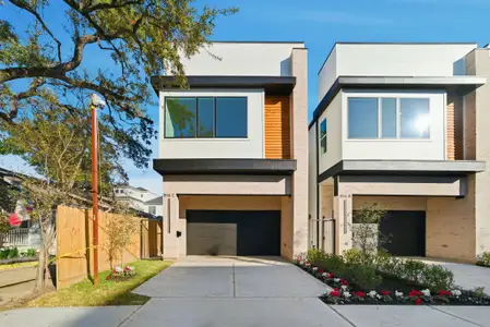 New construction Single-Family house 1324 Lawrence St, Houston, TX 77008 - image