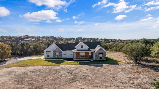 New construction Single-Family house 370 Hidden Lk, Bluff Dale, TX 76433 - image