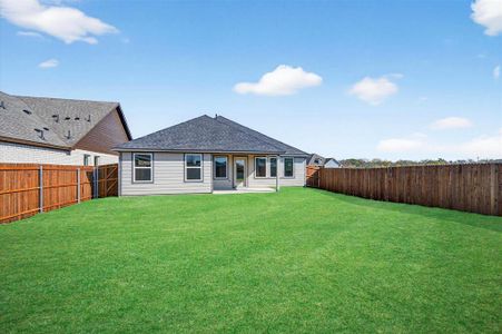 New construction Single-Family house 2220 Trailside Dr, Sherman, TX 75092 plan The Amherst - image 3