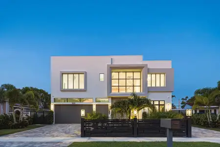 New construction Single-Family house 1300 Ne 4Th Ct, Boca Raton, FL 33432 - image