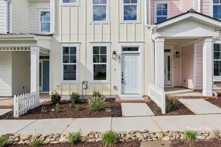 New construction Townhouse house 242 Gilead Rd, Huntersville, NC 28078 - image