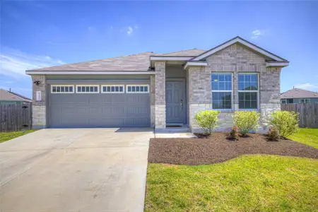New construction Single-Family house 117 Winged Foot Ct, San Marcos, TX 78666 - image