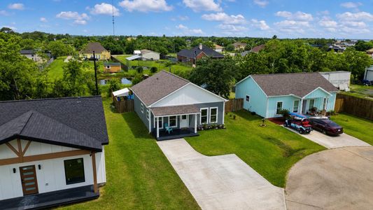 New construction Single-Family house 506 Jenni Ln, San Leon, TX 77539 - image