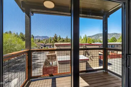 New construction Single-Family house 302 W Oak Ave, Unit 2, Flagstaff, AZ 86001 - image