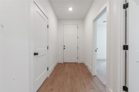 New construction Single-Family house 7606 Victory Reserve St, Houston, TX 77088 - image 17