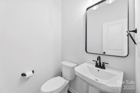 New construction Single-Family house 145 Baucom St, Charlotte, NC 28216 - image 14