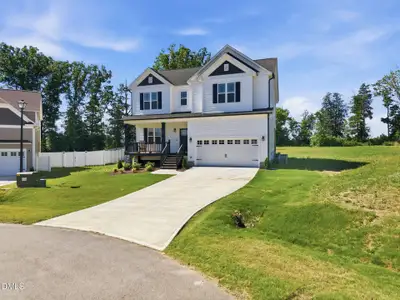 New construction Single-Family house 49 Golden View Pl, Zebulon, NC 27597 - image