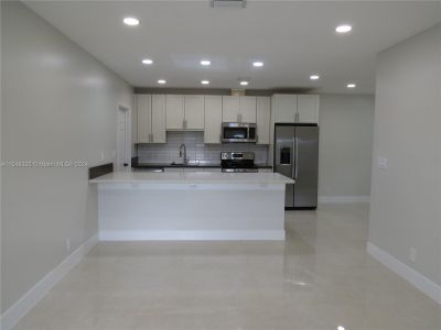 New construction Duplex house 1671 Sw 44Th Ter, Fort Lauderdale, FL 33317 null- photo 22 22