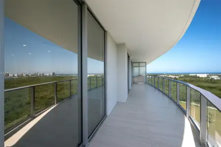 New construction Condo house 2411 Laguna Cir, Unit 1605, Miami, FL 33181 - image