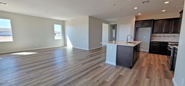 New construction Single-Family house 5709 N Coyote Hill Road, Eloy, AZ 85131 Resort- photo 6 6