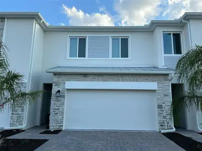 New construction Townhouse house 225 Bogey Dr, Davenport, FL 33896 - image