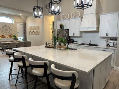 formal dinning/kitchen island