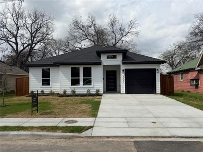 New construction Single-Family house 2247 Garden Dr, Dallas, TX 75215 - image