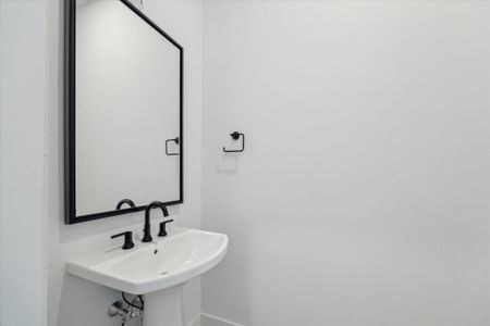 New construction Condo house 1711 Allen Pkwy, Unit 2402, Houston, TX 77019 - image 17