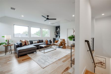 New construction Single-Family house 116 E 23Rd St, Houston, TX 77008 - image 9