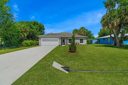 New construction Single-Family house 805 Barber St, Sebastian, FL 32958 - image