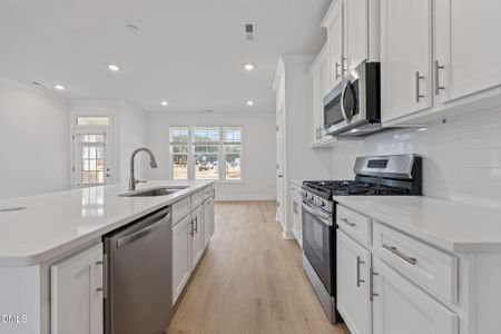 New construction Townhouse house 702 Winton Wy, Unit 552, Wake Forest, NC 27587 - image 5