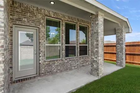 New construction Single-Family house 137 Whistling Duck Dr, Balch Springs, TX 75181 plan Kingston - image