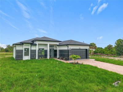 New construction Single-Family house 1713 N Lee Ave, Lehigh Acres, FL 33972 - image