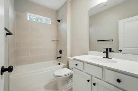 New construction Single-Family house 7193 Blue Run Ln, Raleigh, NC 27604 plan Tillery - image 19