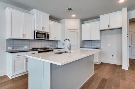 New construction Townhouse house 4553 Lamplights Dr, Prosper, TX 75078 - image 11