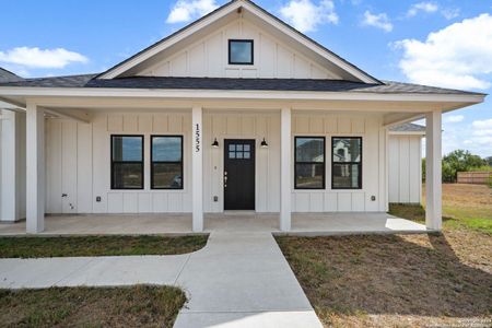 New construction Single-Family house 1555 Vista Vw, Pleasanton, TX 78064 - image