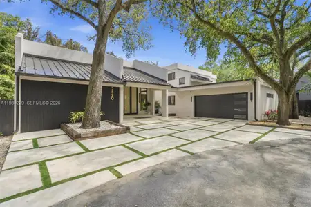 New construction Single-Family house 5820 Sw 33Rd Ln, Hollywood, FL 33312 - image