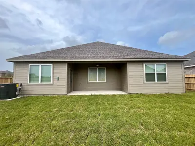 New construction Single-Family house 2909 Fair Wind Ln, Texas City, TX 77510 - image