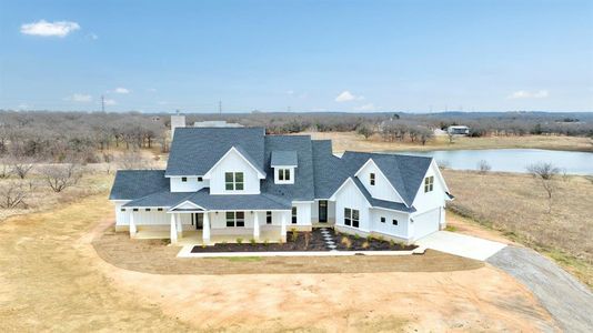 New construction Single-Family house 117 Mustang Springs Cir, Sunset, TX 76270 - image