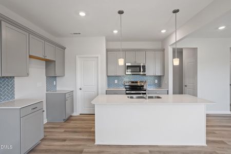 New construction Single-Family house 452 White Oak Garden Wy, Garner, NC 27529 plan Cameron - image 5