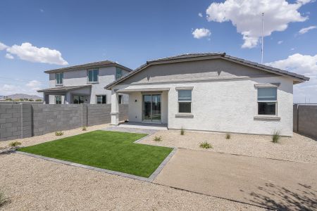 New construction Single-Family house 2984 S 234Th Ln, Buckeye, AZ 85326 null- photo 4 4