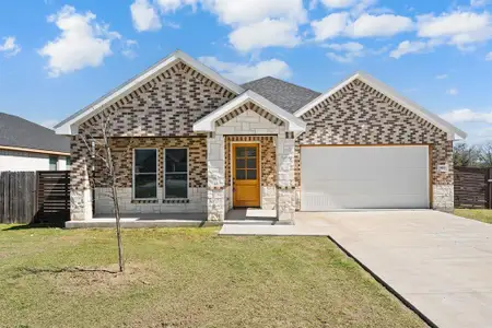 New construction Single-Family house 809 S Adelaide St, Terrell, TX 75160 - image