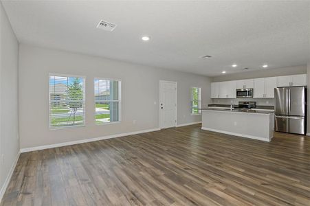 New construction Single-Family house 1536 Hummingbird Rd, Winter Haven, FL 33884 Lago- photo 5 5