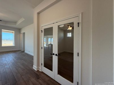 New construction Single-Family house 139 Katie Ct, Castroville, TX 78009 Ellington- photo 4 4