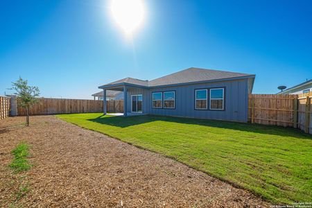 New construction Single-Family house 1513 Passmore Downs, New Braunfels, TX 78130 - photo 28 28