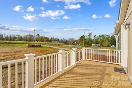 New construction Single-Family house 520 Eagle Mills Rd, Hamptonville, NC 27020 - image