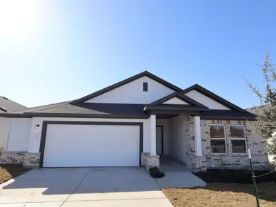New construction Single-Family house 19917 Hirono Dr, Manor, TX 78653 plan Esperanza - image