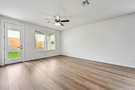 New construction Single-Family house 6014 Calgary Park, San Antonio, TX 78233 Pembrook- photo 15 15
