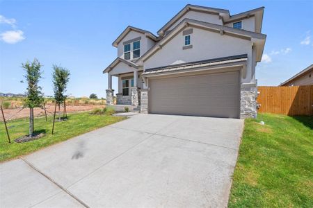New construction Single-Family house 8516 Red Bottle Brush Rd, Meadowlakes, TX 78654 plan Nathan 2833 S - image