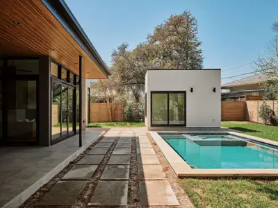 New construction Single-Family house 304 Blueridge Trl, Austin, TX 78746 - image