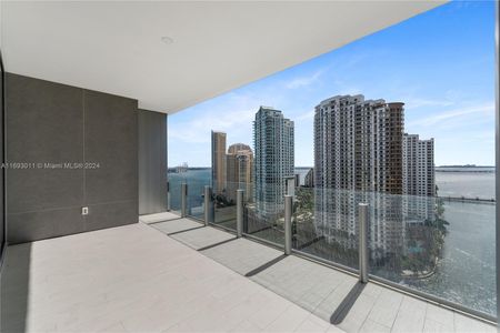 New construction Condo/Apt house 300 Biscayne Way, Unit 2103, Miami, FL 33131 - photo 35 35