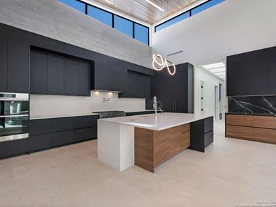 New construction Single-Family house 24606 Cliff Line, San Antonio, TX 78257 - image 10