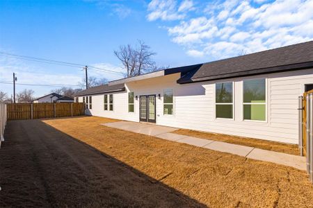 New construction Single-Family house 2621 College St, Greenville, TX 75401 - image