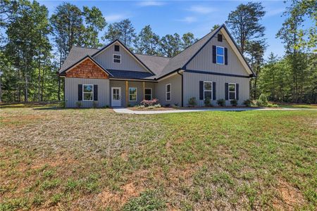 New construction Single-Family house 180 Edwards Rd, Clarkesville, GA 30523 - image