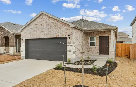 New construction Single-Family house 330 Bridge Deck Lp, Kyle, TX 78640 plan Taft - image