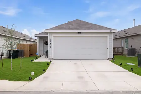 New construction Single-Family house 12912 Hancock Pool, Saint Hedwig, TX 78152 plan Pitney - image