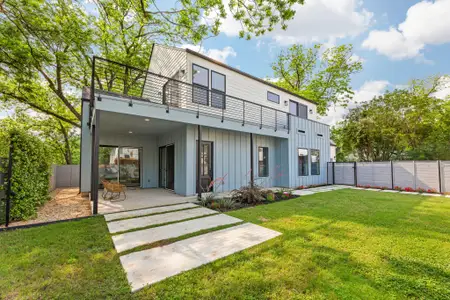 New construction Single-Family house 1113 Walton Ln, Unit 1, Austin, TX 78721 null- photo 0